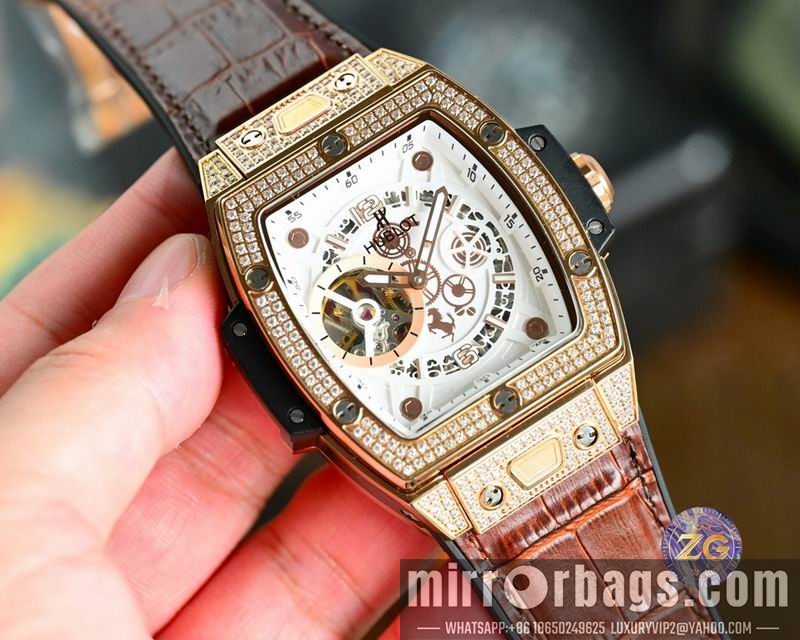 Hublot 47X52mm 080676 Watch