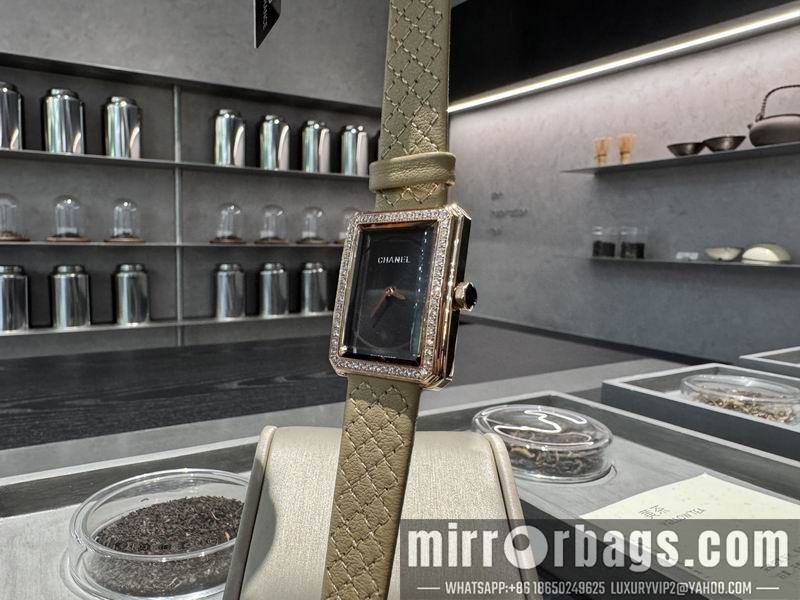 Chanel 27X34mm 101583 Watch