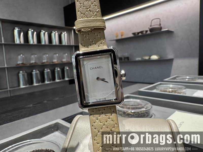Chanel 27X34mm 101583 Watch