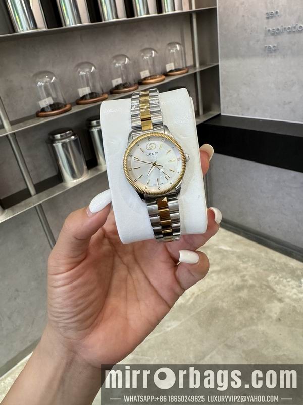 Gucci watch 091718 Watch