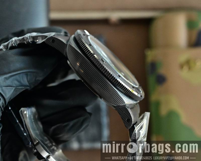 Panerai 44mm 111443 Watch