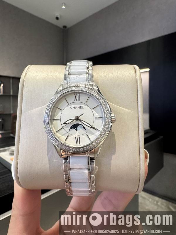 Chanel 33mm 101547 Watch