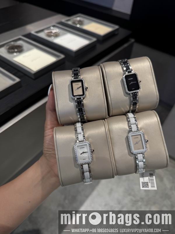Chanel 21X26mm 101516 Watch