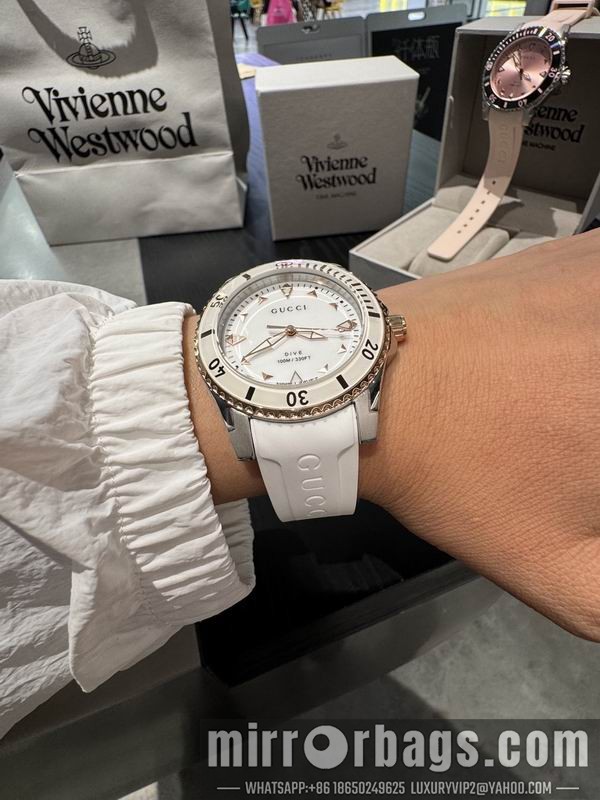 Gucci 40mm 101594 Watch