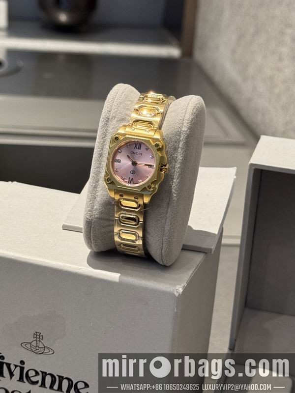 Gucci L36mm M30mm S24mm 111402 Watch