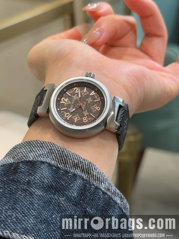 LV watch 111415 Watch