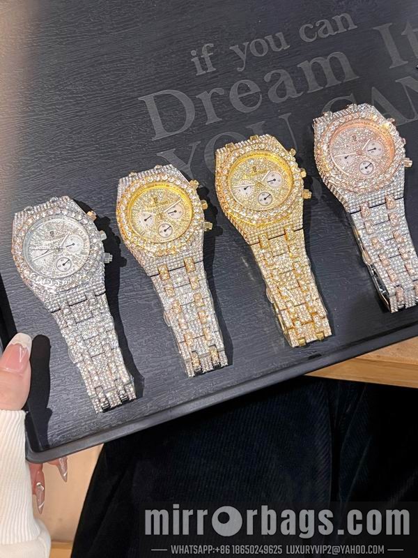 AP 40mm 122825 Watch