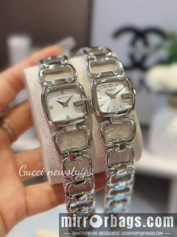 Gucci 24X22.5cm 091726 Watch