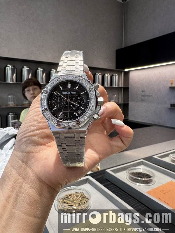 AP 37mm 101420 Watch
