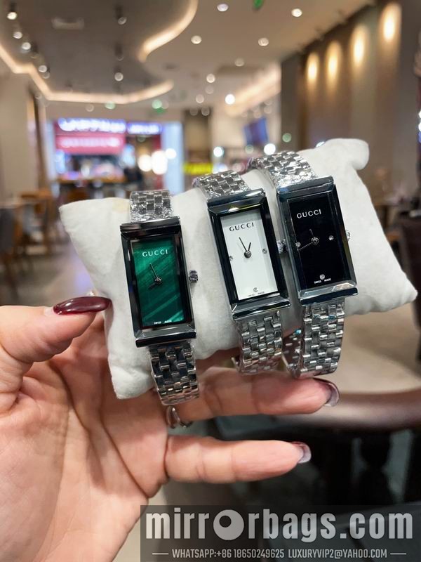 Gucci 35X17mm 101535 Watch