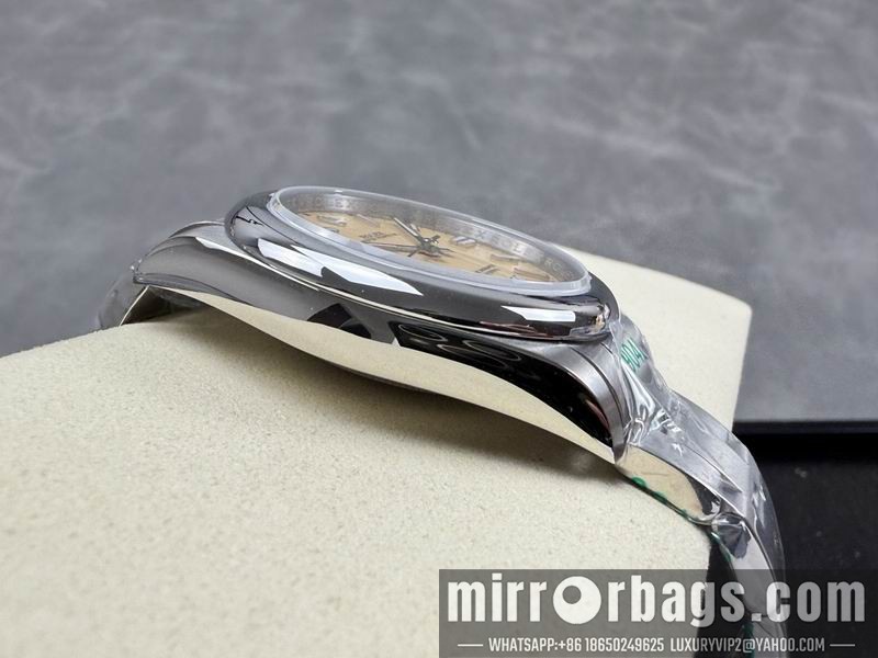 Rolex 41mm 102330 Watch