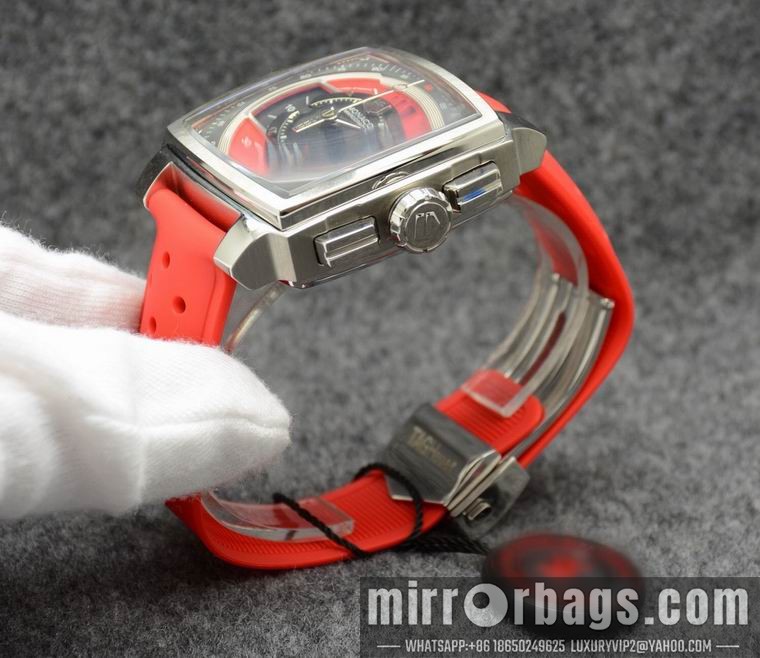 Tag heuer men watch M07 Watch