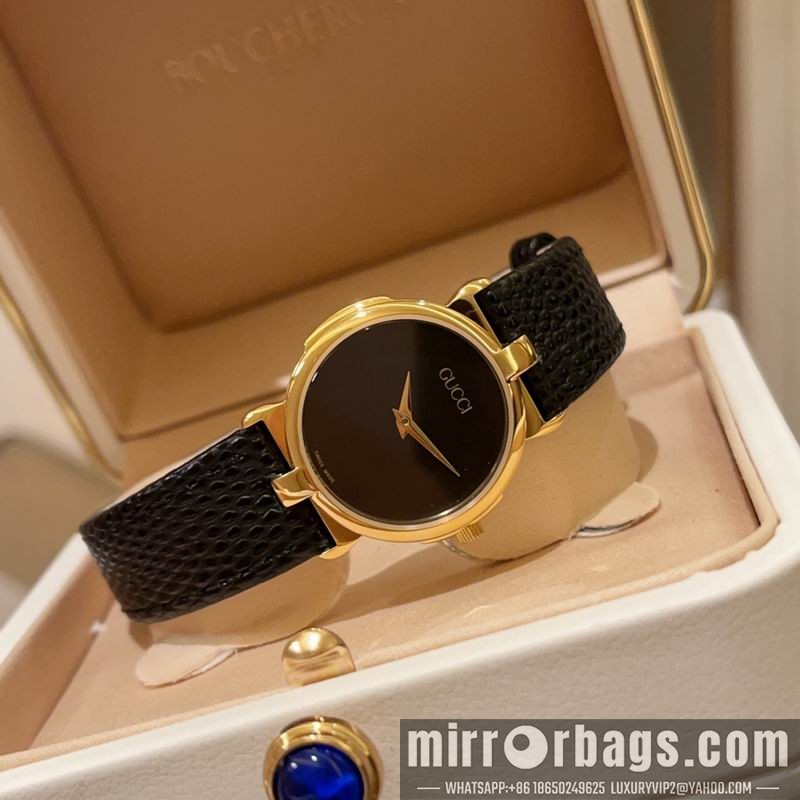 Gucci 28mm 091710 Watch