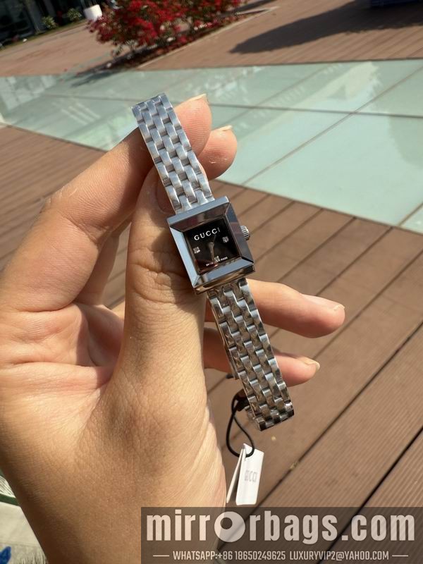 Gucci watch 042928 Watch