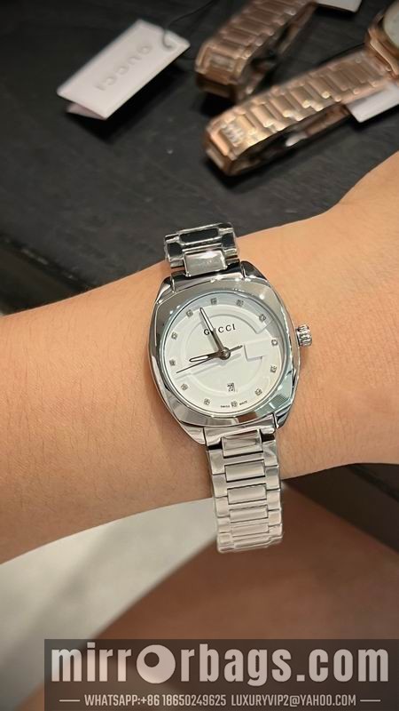 Gucci 28mm 091732 Watch