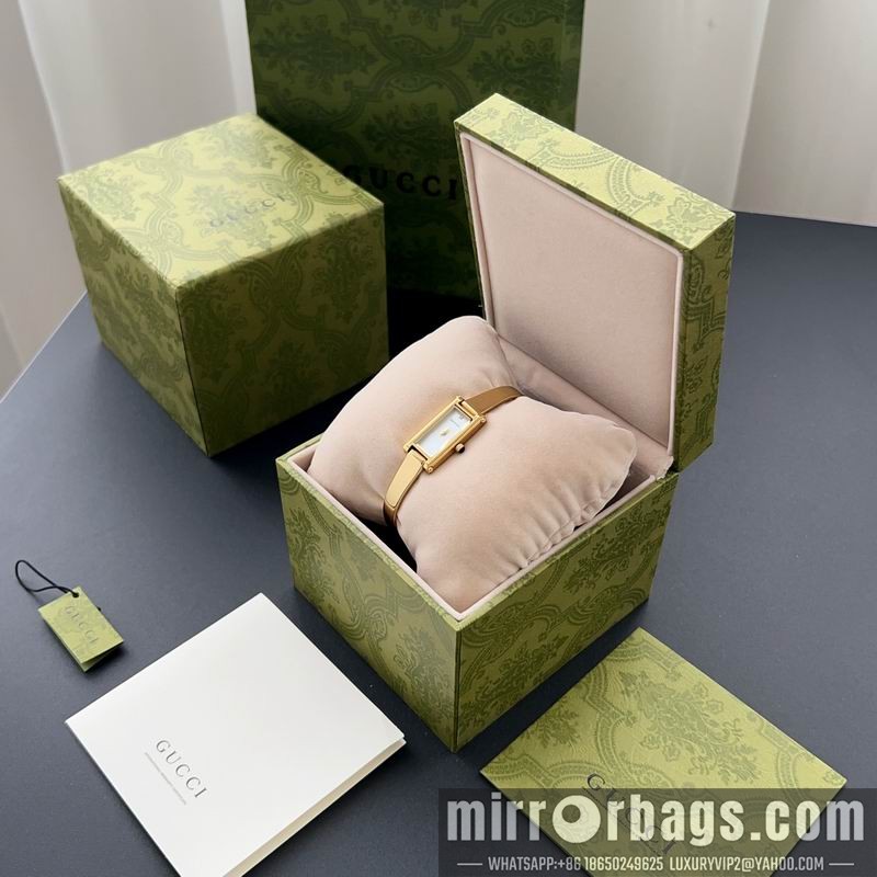 Gucci watch 110375 Watch