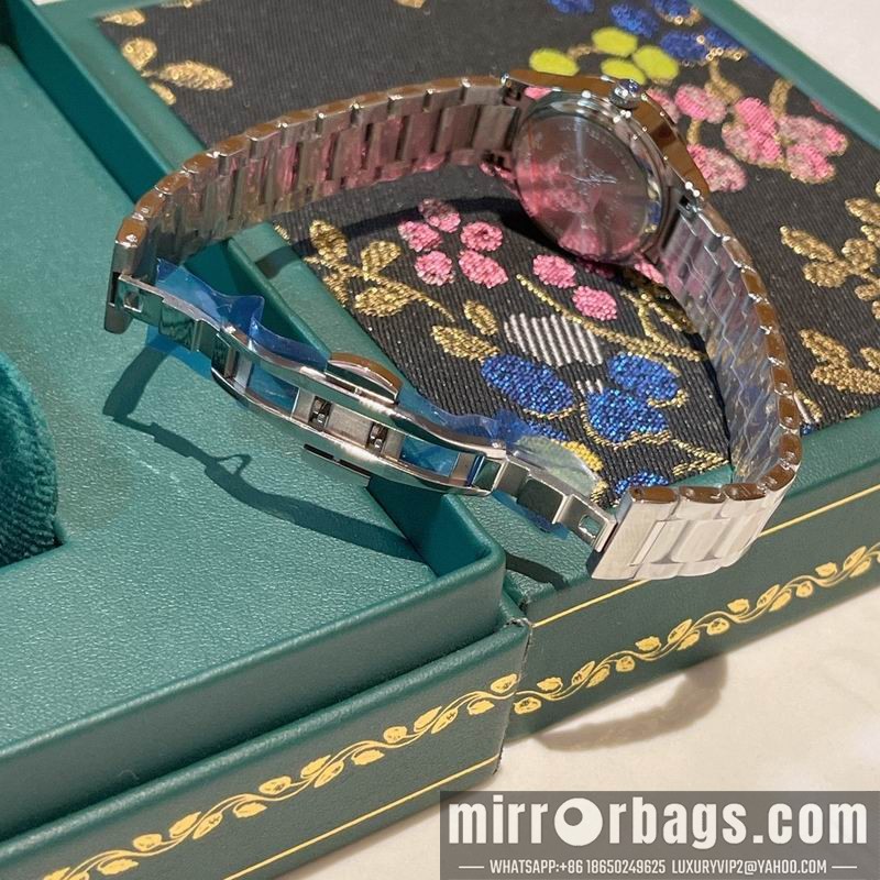 Gucci 29mm 091704 Watch
