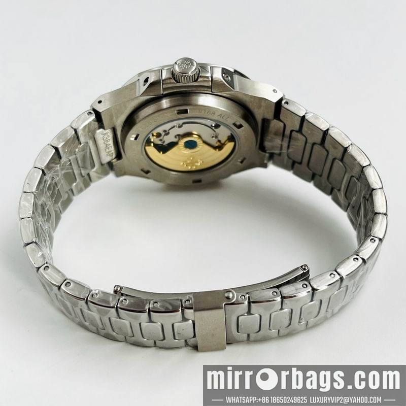 Patek Philippe 40mm 090401 Watch