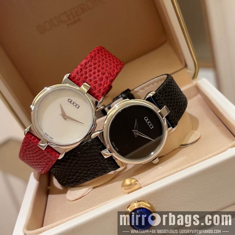 Gucci 28mm 091710 Watch