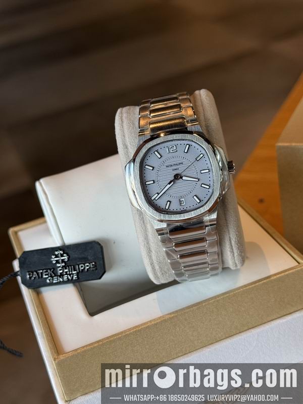 Patek Philippe 35mm 042938 Watch