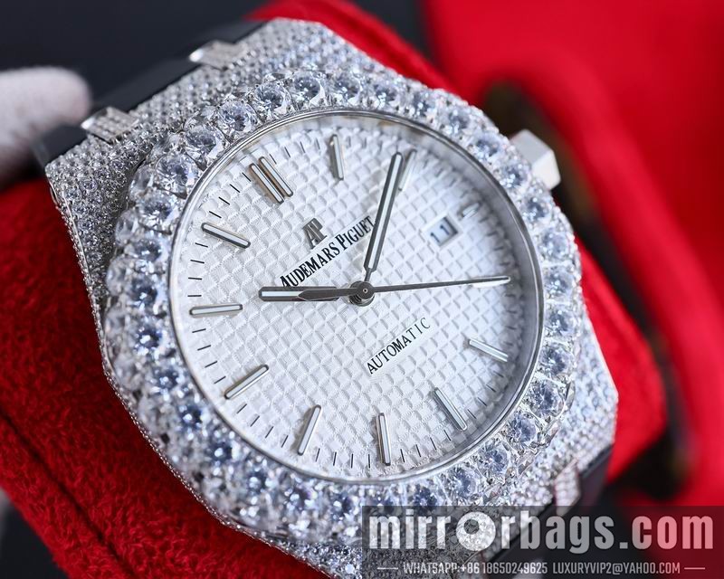 AP 42mm 082115 Watch