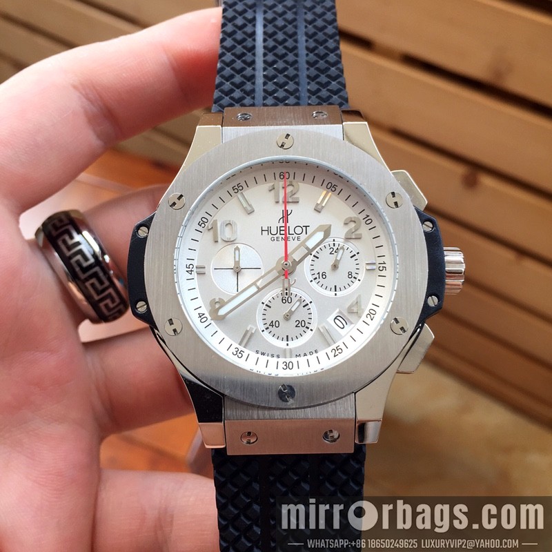 Hublot 43mm 080799 Watch