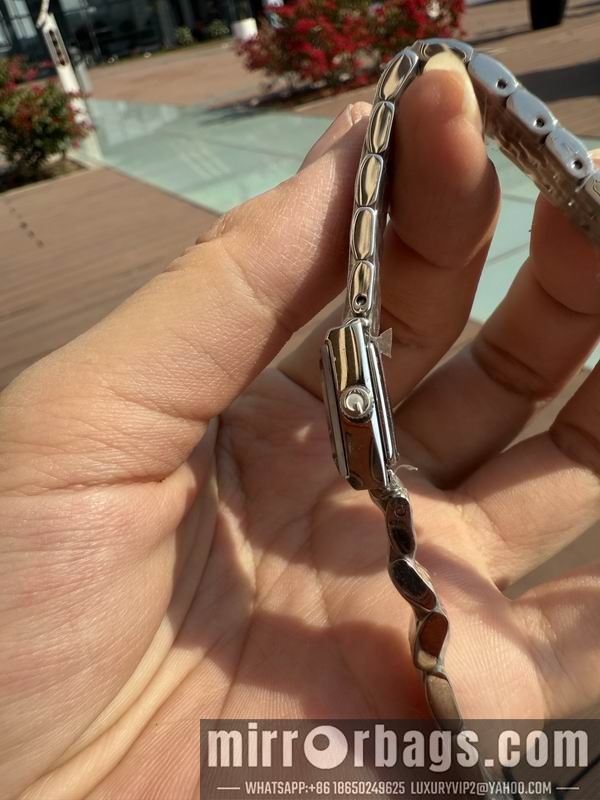 Gucci watch 042926 Watch