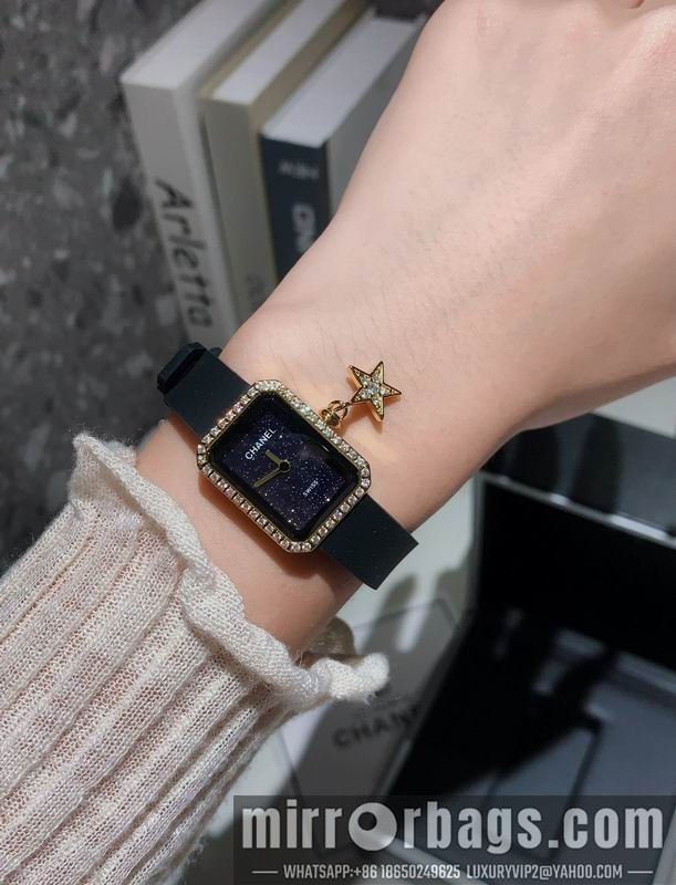 Chanel 26X20mm 101522 Watch