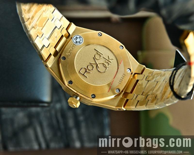 AP 39mm 111445 Watch