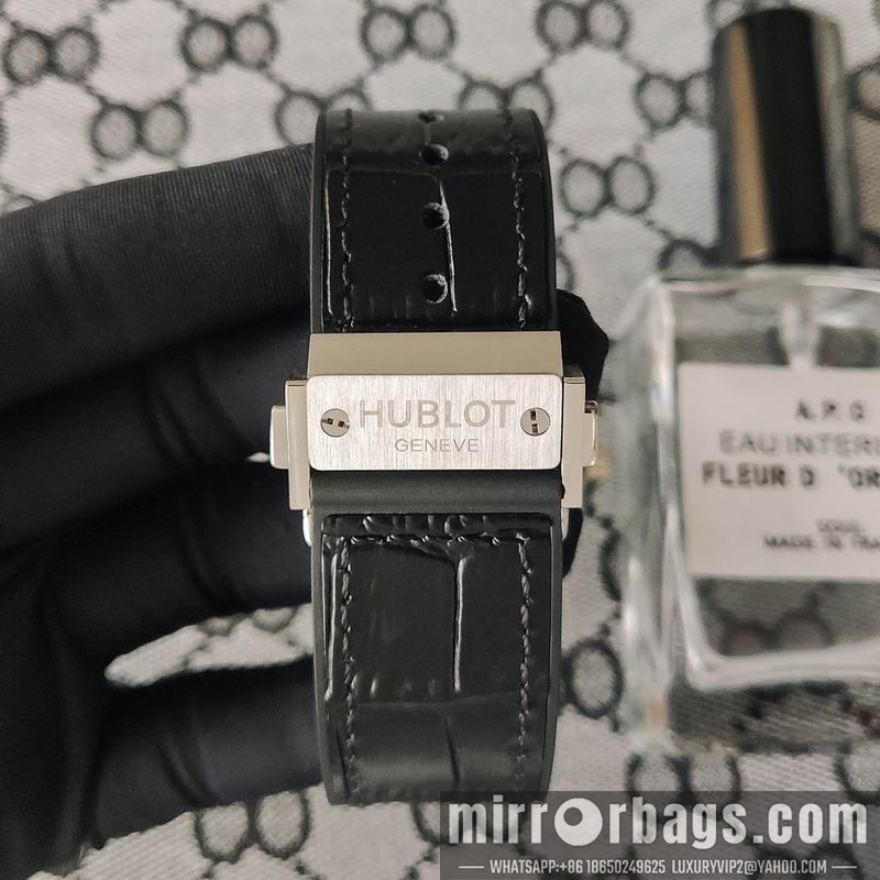 Hublot 43mm 092273 Watch