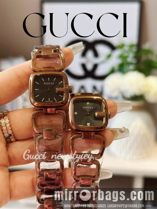 Gucci 24X22.4mm 101433 Watch
