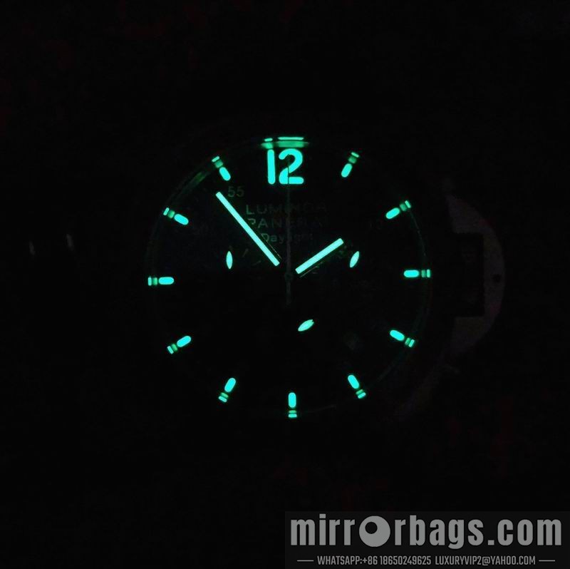 Panerai 44mm 40mm 090435 Watch