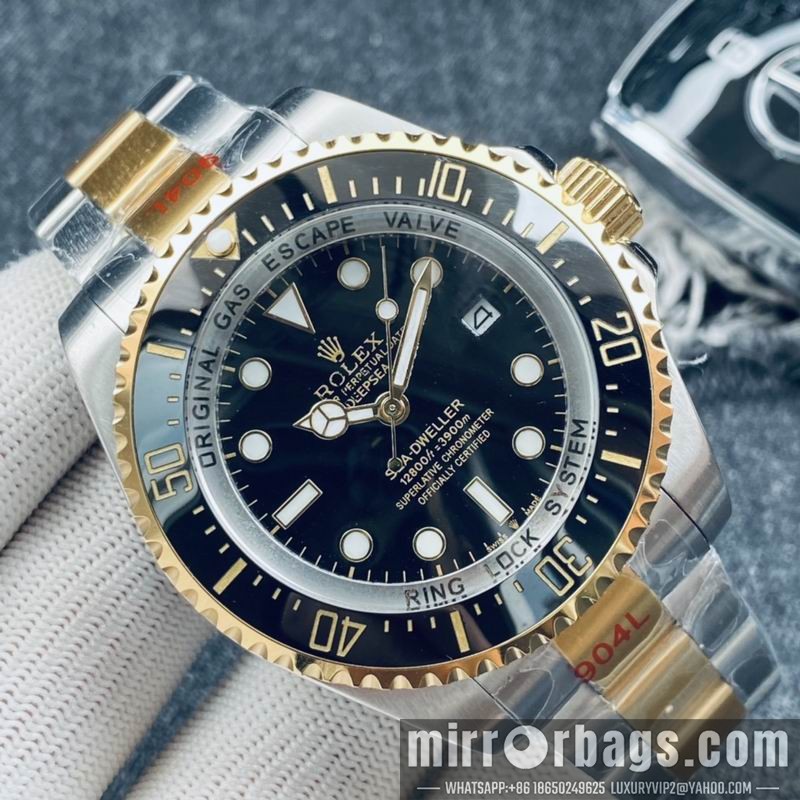 Rolex 44mm 080869 Watch