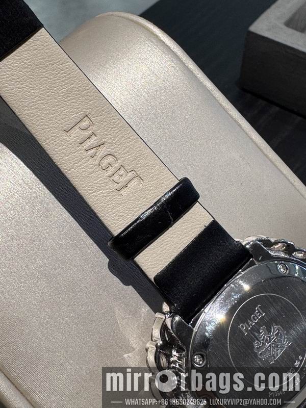 Piaget 31X37mm 101438 Watch