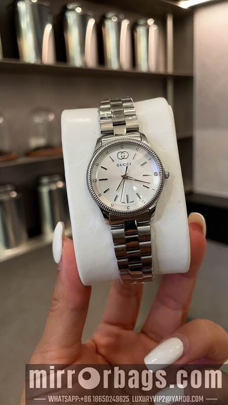 Gucci watch 091718 Watch