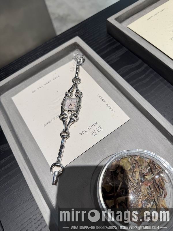 Gucci watch 101422 Watch