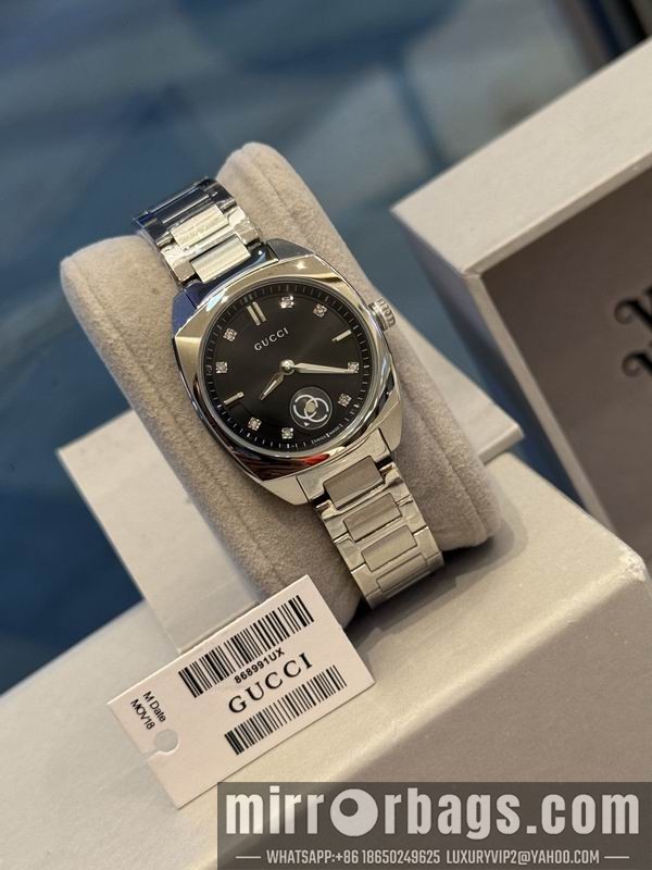 Gucci 29mm 110366 Watch