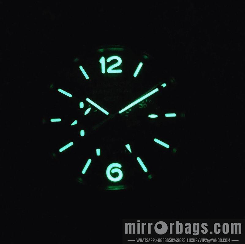 Panerai 44mm 090453 Watch