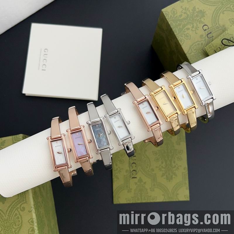 Gucci watch 110377 Watch