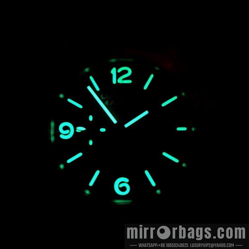 Panerai 44mm 090467 Watch