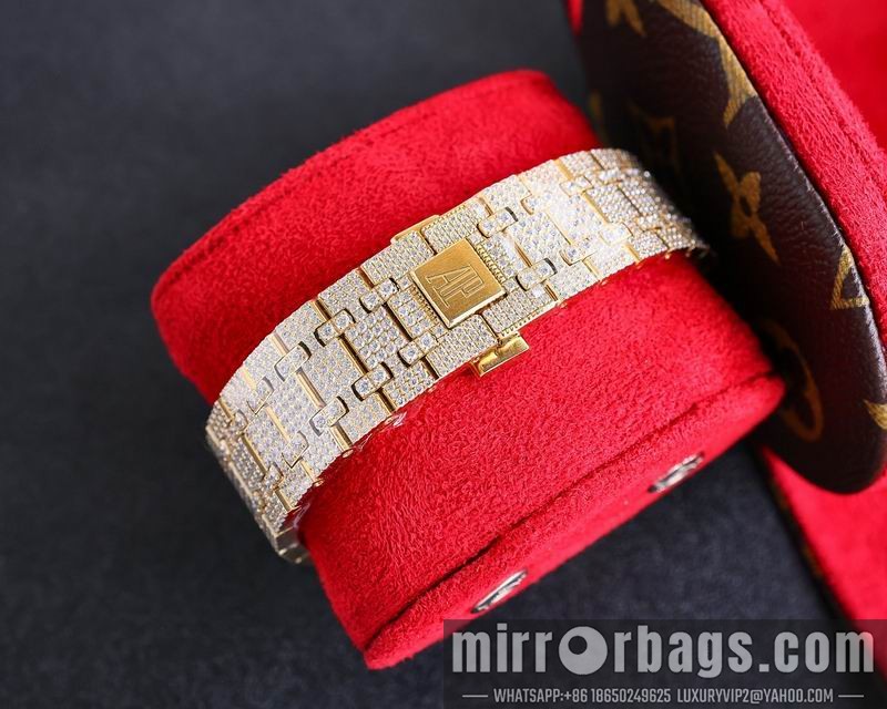 AP 42mm 082117 Watch