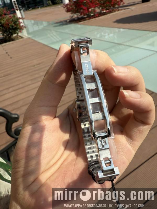 Gucci watch 042926 Watch