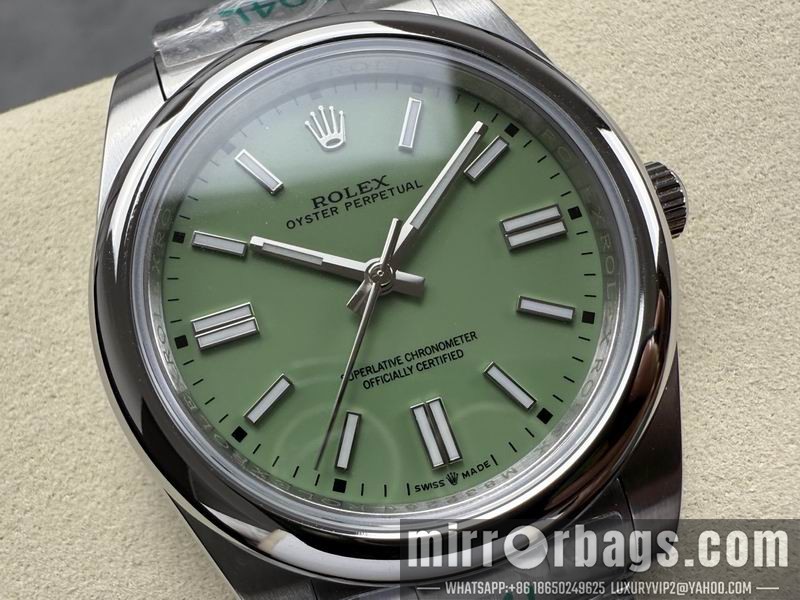 Rolex 41mm 102330 Watch