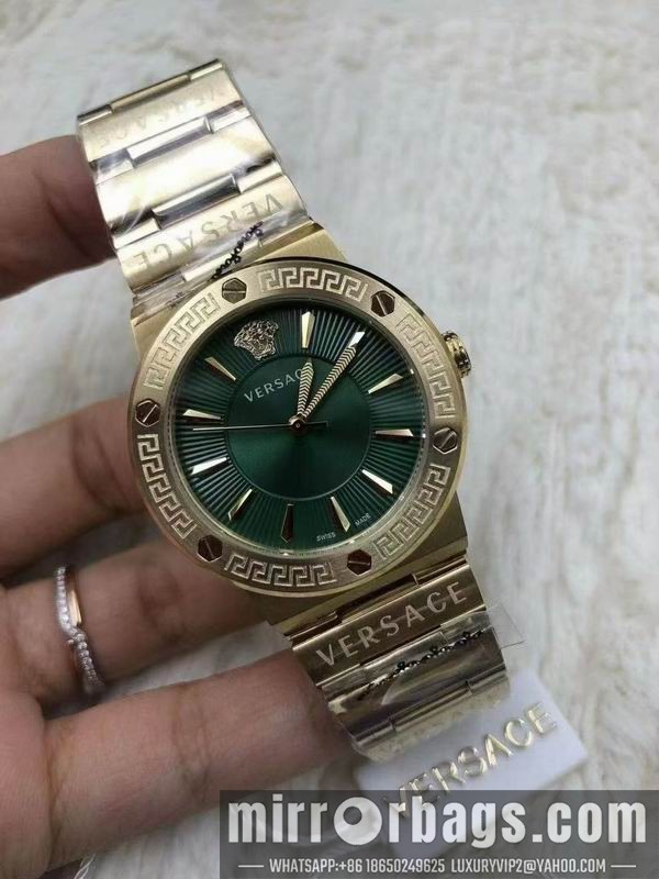 Versace watch 042944 Watch