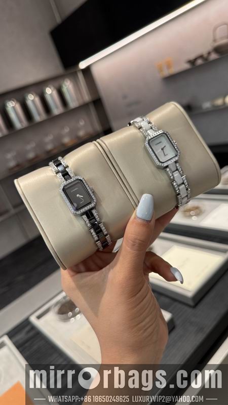 Chanel 21X26mm 101440 Watch