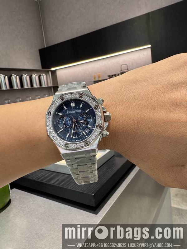 AP 37mm 101420 Watch