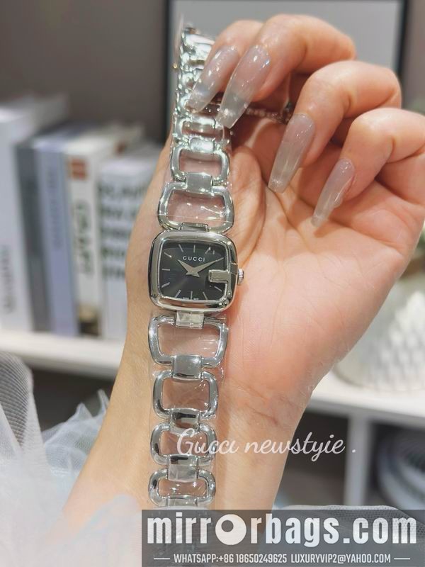 Gucci 24X22.5cm 091726 Watch