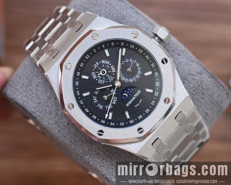 AP 44mm 080662 Watch