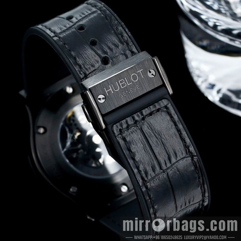 Hublot 45mm 100901 Watch