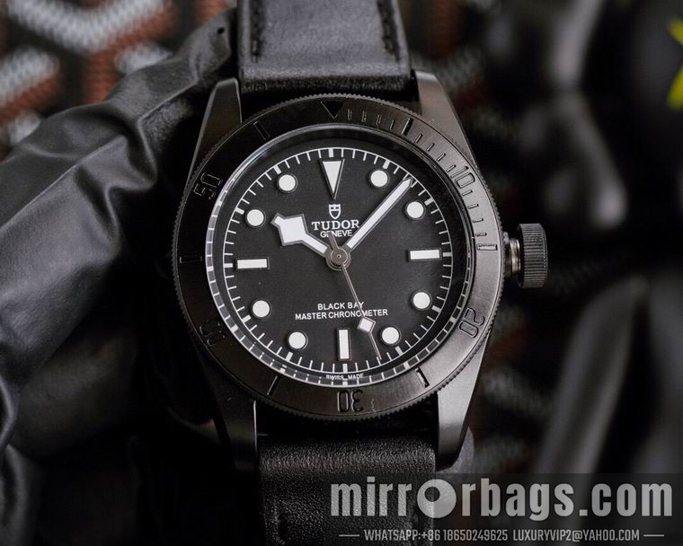Tudor men 42mm M05 Watch